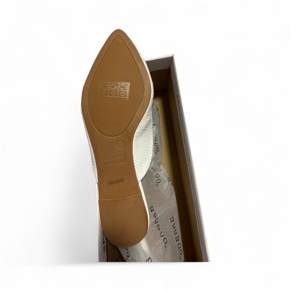 Stylish Cream Pointed Toe Flats